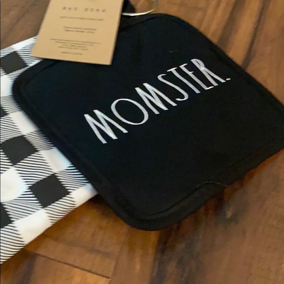 Rae Dunn Kitchen Rae Dunn Momster Oven Mitt Potholder Set Poshmark